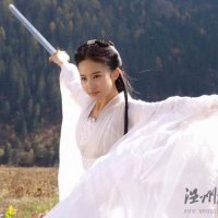 《神雕俠侶》驚現(xiàn)群眾演員＂吃豆腐＂畫面 劉亦菲被