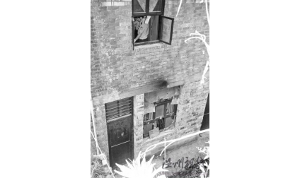 求愛遭拒起殺心 男子劫持姑娘欲同歸于盡