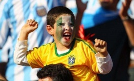 高清圖：足球從娃娃抓起