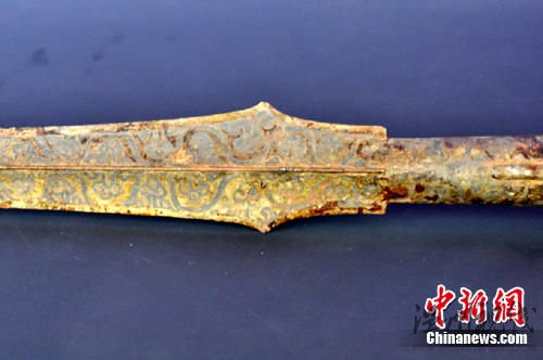 江蘇盱眙縣大云山漢墓出土金縷玉衣