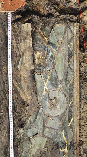 江蘇盱眙大云山千年漢墓發(fā)掘出土金縷玉衣