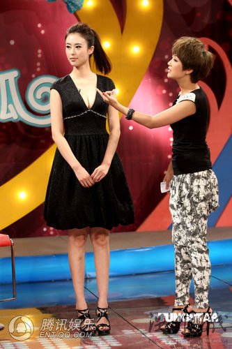 娛樂投機(jī)分子翟凌被封“毒瘤”遭封殺