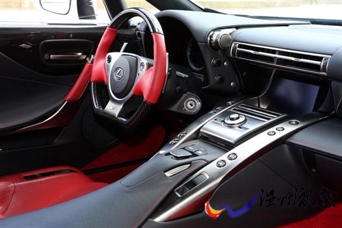 科技護航重裝上陣 試駕雷克薩斯-LFA 汽車之家 科技護航重裝上陣 試駕雷克薩斯-LFA 汽車之家