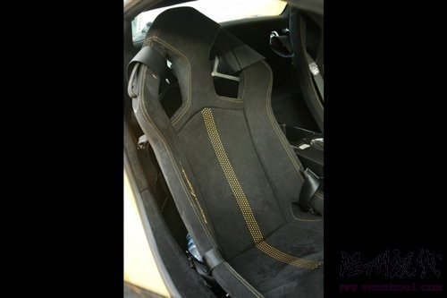 憤怒的公牛 試駕蘭博基尼Superleggera 汽車之家 憤怒的公牛 試駕蘭博基尼Superleggera 汽車之家