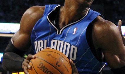 魔獸成禁區(qū)困獸僅得7分 除了扣籃他無法進(jìn)球？