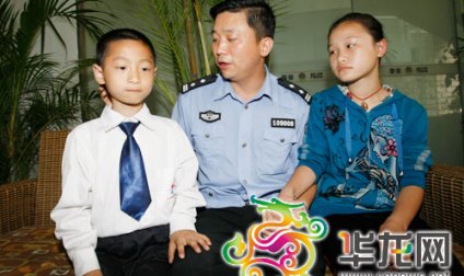 公安副局長(zhǎng)救起落水兒童 發(fā)帖稱(chēng)救人不需要榮譽(yù)