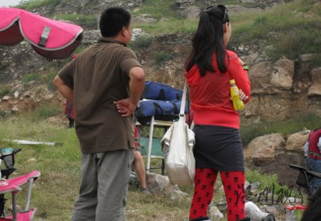 張柏芝紅色絲襪被吹作潮味十足