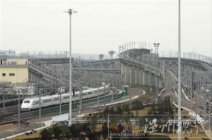 春運話題：高鐵票價偏貴 返鄉學生學生改乘長途汽車