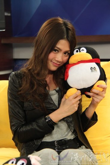 宅男女神周秀娜做客騰訊 不介意被稱是“嫩模”