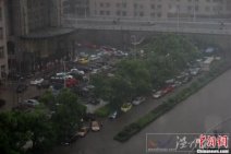 湖南大暴雨 湖南長沙大暴雨城區積水交通陷入混亂