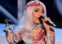 lady gaga的肉片裝被李敖批為太奢侈