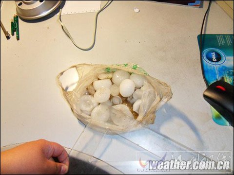 青海多地遭雹災 冰雹最大直徑達60毫米