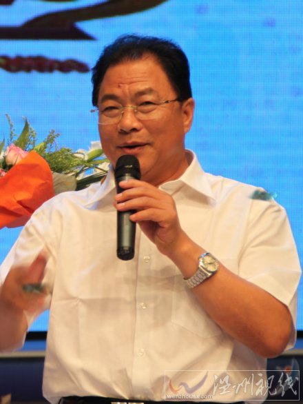 花果山總書記鑒表