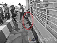 永嘉甌北輪渡碼頭 市民踩空右腿被渡輪夾成粉碎性骨