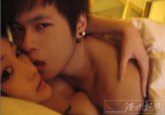 張馨予與前男友大膽床照
