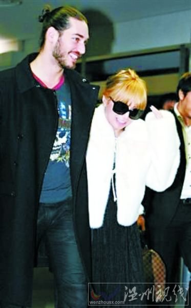 濱崎步閃婚一年離婚