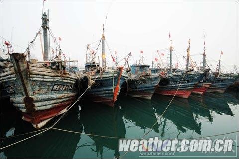 山東大風呼嘯港口封港航線停運 今明天仍大風降溫