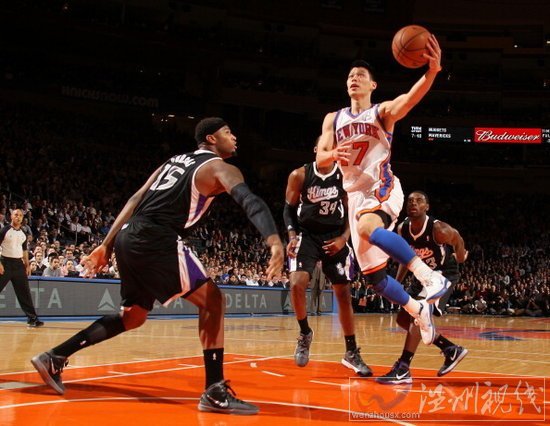 半場:林書豪展現大師級風采 連送妙傳砍6+9