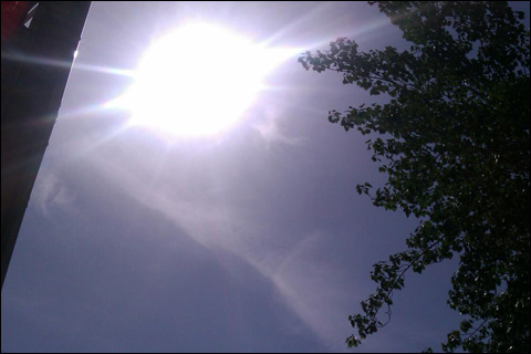 北京今天下午最高氣溫可達32℃ 需注意防曬