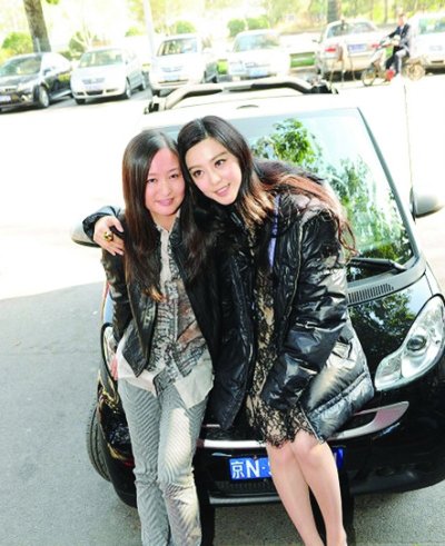 李玉回應(yīng)女導(dǎo)演性侵女演員 否認(rèn)與范冰冰同性戀