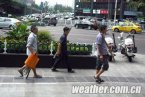 30日重慶出現(xiàn)40℃高溫日 預(yù)計本周將出現(xiàn)降雨