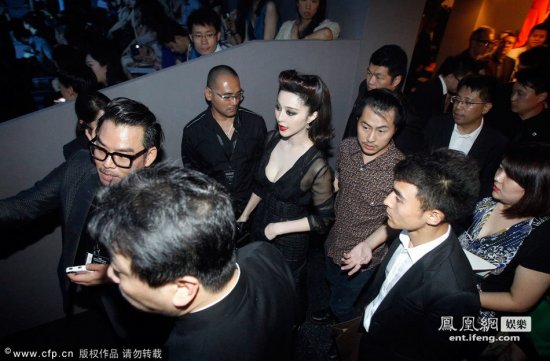 范冰冰小野貓造型亮相LV時尚之夜