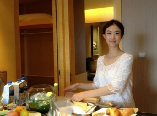 翟凌翟凌素顏照