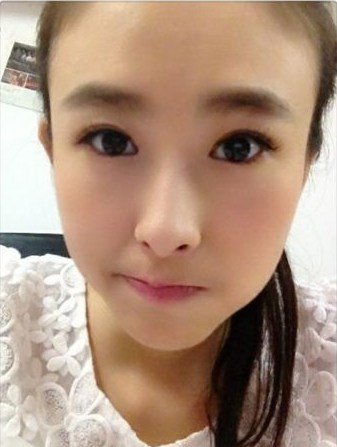 翟凌翟凌素顏照