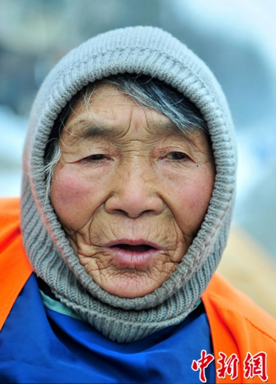 河南78歲環(huán)衛(wèi)工張秀榮