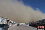 沙塵暴圖片 3月5日甘肅山丹馬場沙塵暴遮天蔽日