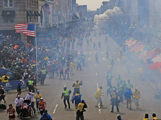 美國波士頓馬拉松比賽現場爆炸 已致3死百余傷