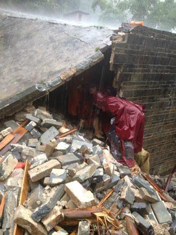 廣西暴雨 因山體滑坡房屋倒塌致5人死亡6人受傷