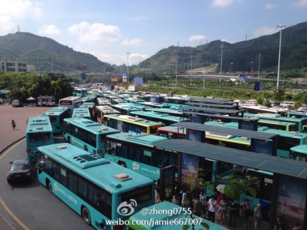 深圳梅林關車禍