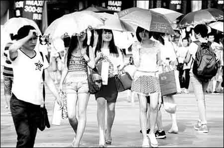 湖北高溫天氣 6月17日湖北襄樊市保康縣最高氣溫達39.7℃