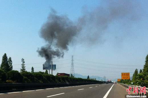 奉化廣告牌高溫天氣自燃