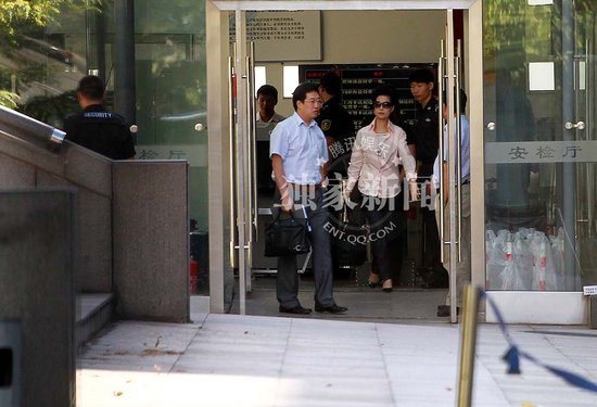 李某某案庭審第二天 李家代表律師辯護意見曝光