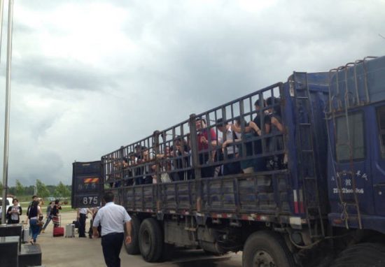 伊春機場擺渡車