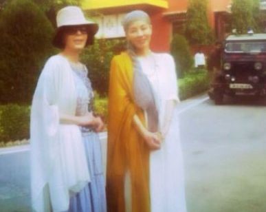 王菲帶隊六一班印度朝圣