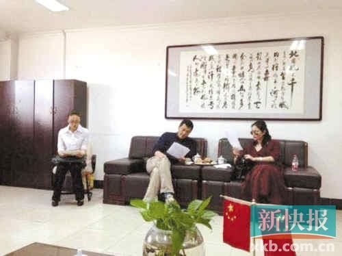 王菲李亞鵬離婚成謎 助理:婚確是在新疆離的