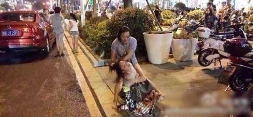 無錫萬達原配打小三