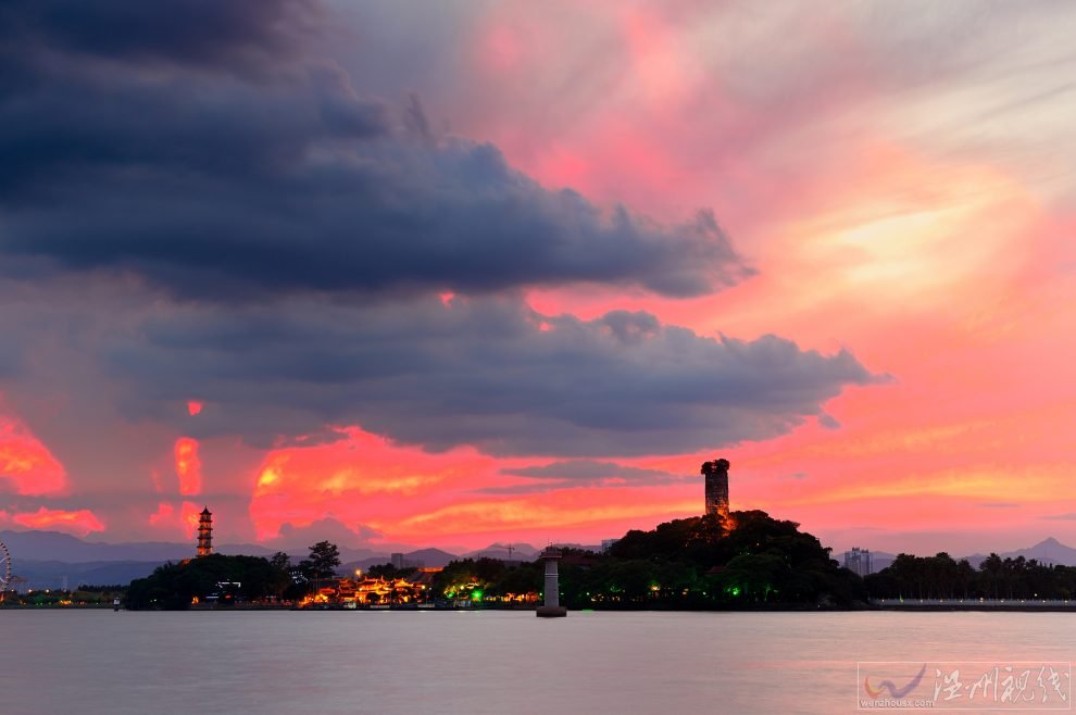溫州夜景：溫州江心嶼夜景照片