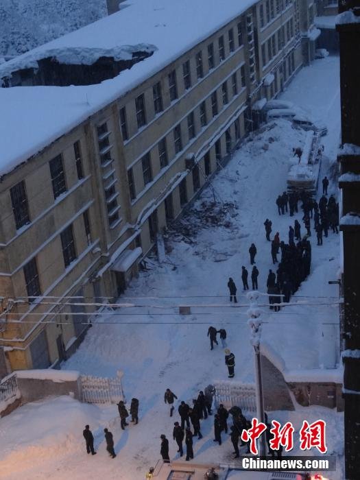 2013牡丹江暴雪廠房坍塌
