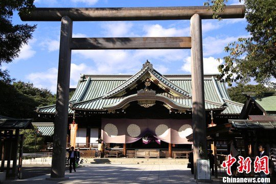 安倍晉三拜鬼,2013年12月26日安倍晉三參拜靖國神社