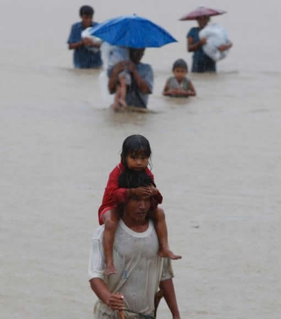 2014年第1號(hào)臺(tái)風(fēng)玲玲造成菲律賓死傷百多人