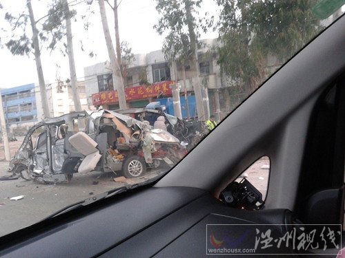 博羅面包車車禍現場圖片