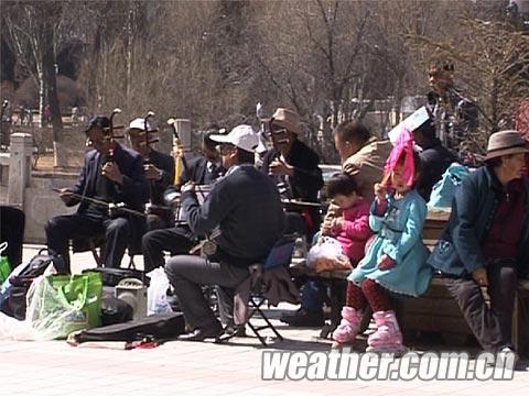 西寧昨天的天氣最高溫和最低溫竟然相差30℃