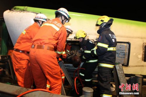 重慶黔江車禍現場圖片