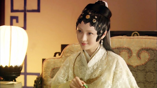 新紅樓夢姚笛劇照 姚笛打扮太年輕一點都不像王熙鳳的風格