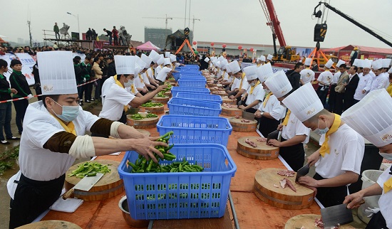 湖南辣椒炒肉免費(fèi)吃