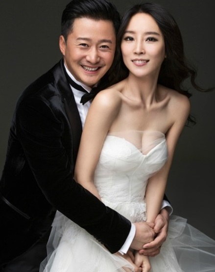 吳京謝楠結(jié)婚照片 吳京謝楠領(lǐng)證了5月11日辦婚禮